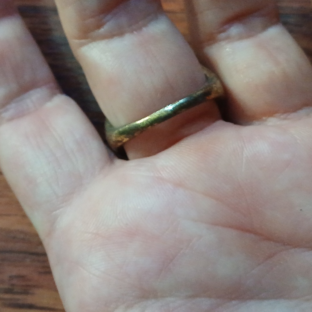 Ring - Picture 3 of 7